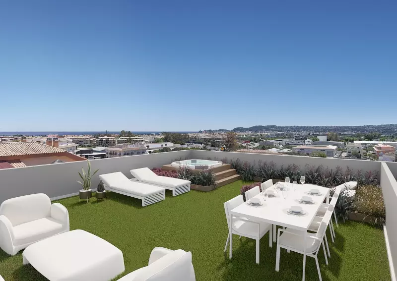 Alicante property with a terrace and city view.